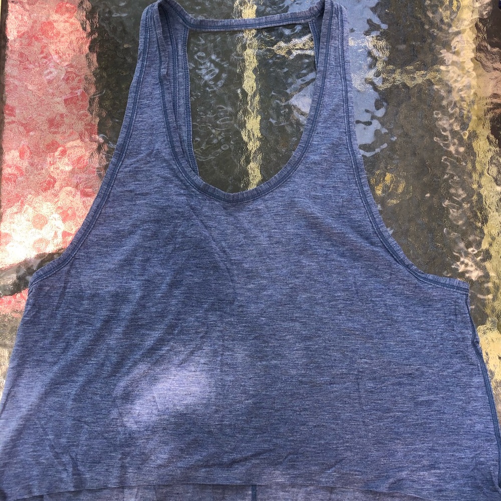 Lululemon crop tank